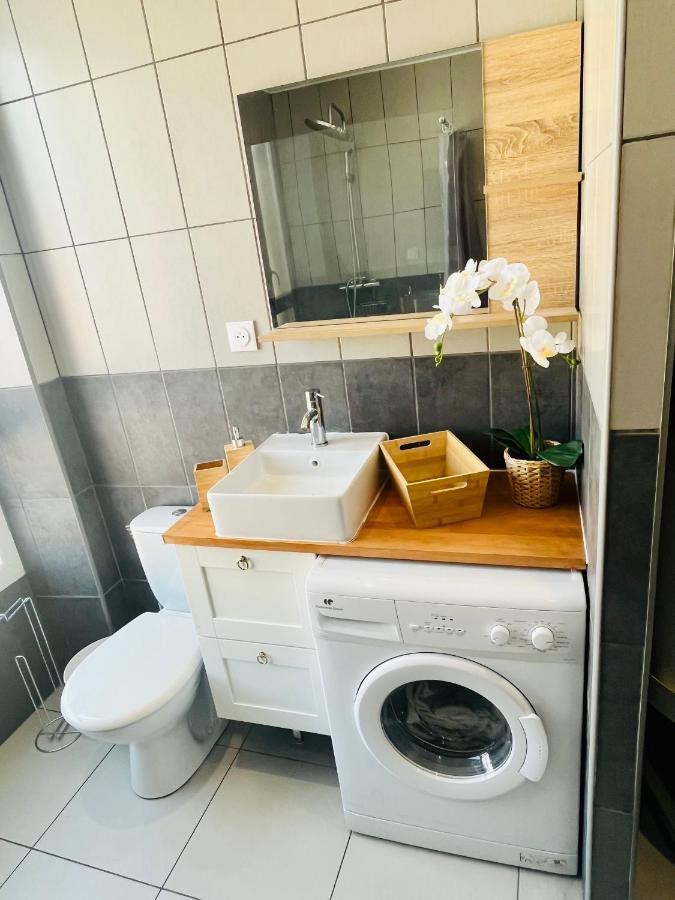 מרסיי Superbe Duplex Design Neuf 2 Chambres, Climatise Tout Confort, Facile D,Acces Stationnement Gratuit מראה חיצוני תמונה