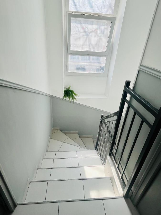 מרסיי Superbe Duplex Design Neuf 2 Chambres, Climatise Tout Confort, Facile D,Acces Stationnement Gratuit מראה חיצוני תמונה