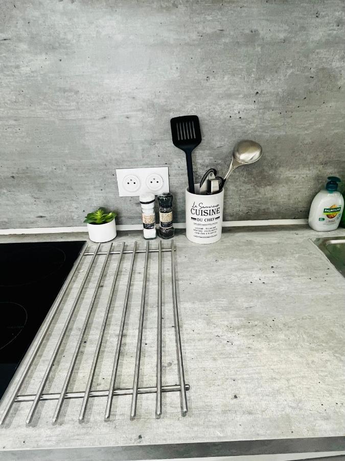 מרסיי Superbe Duplex Design Neuf 2 Chambres, Climatise Tout Confort, Facile D,Acces Stationnement Gratuit מראה חיצוני תמונה